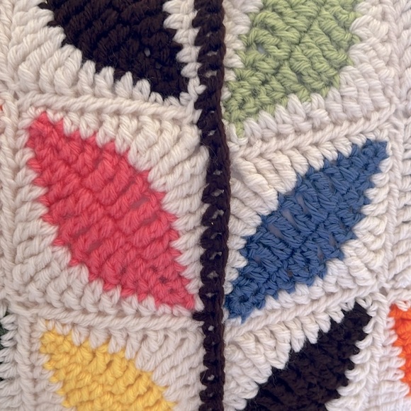 CROCHET PILLOW - Picture 3 of 6